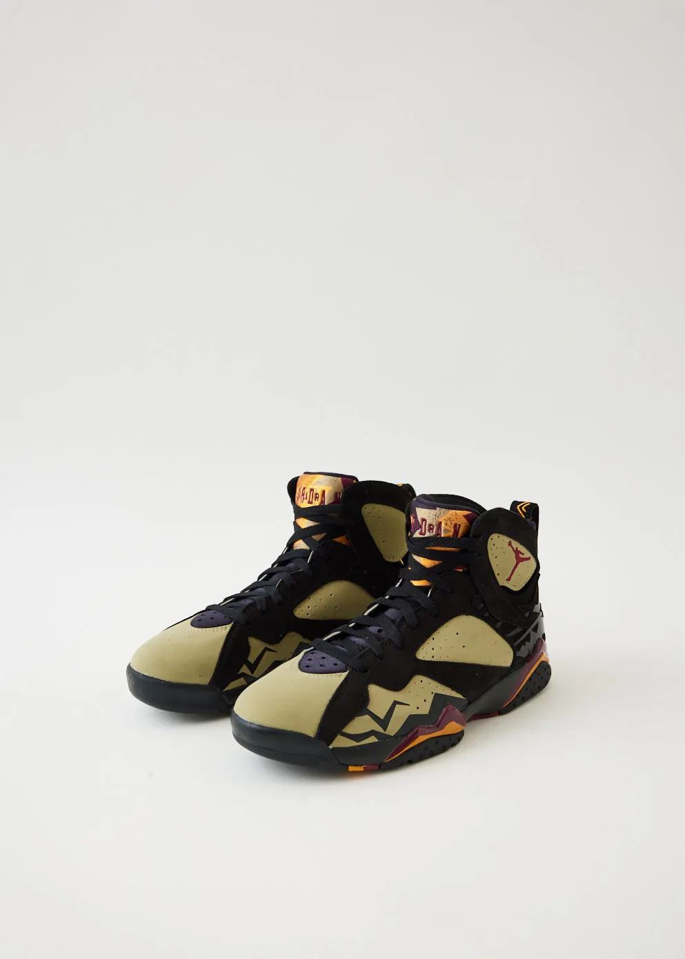 Air Jordan 7 'Olive' Retro Sneakers